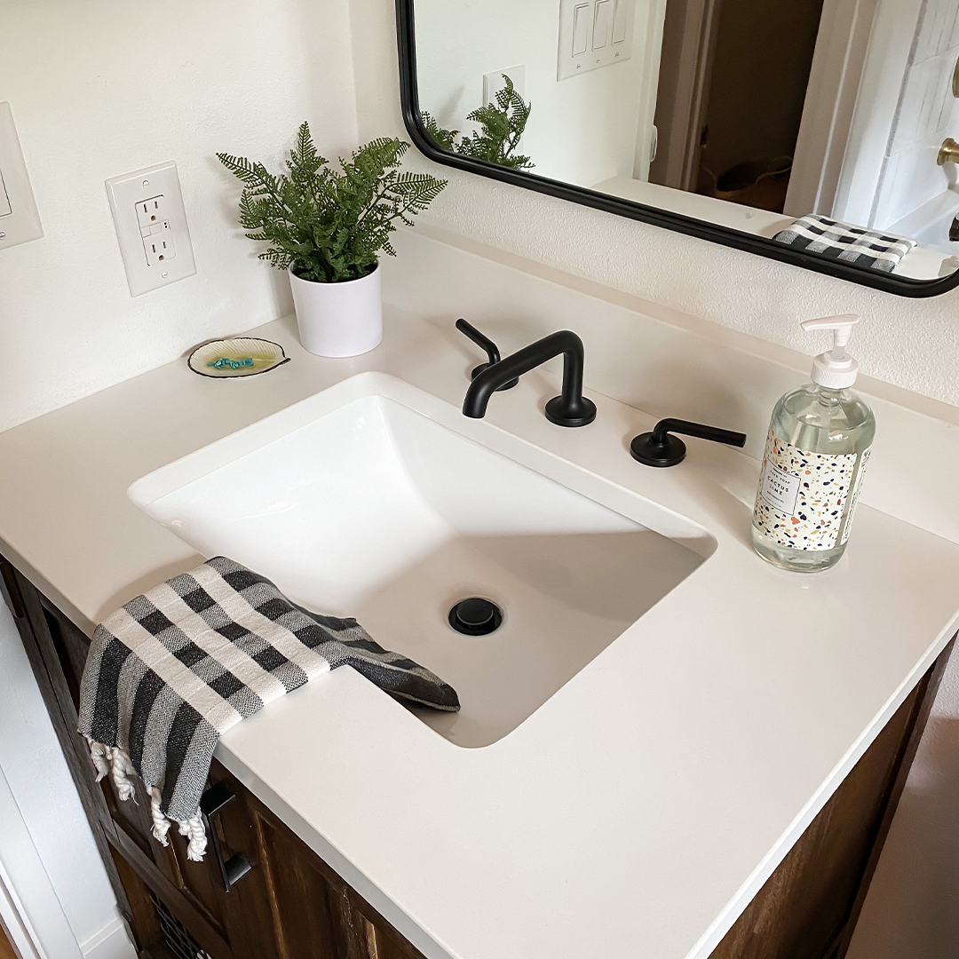 Decorating Around A Pedestal Sink, How To Change A Pedestal Sink Vanity