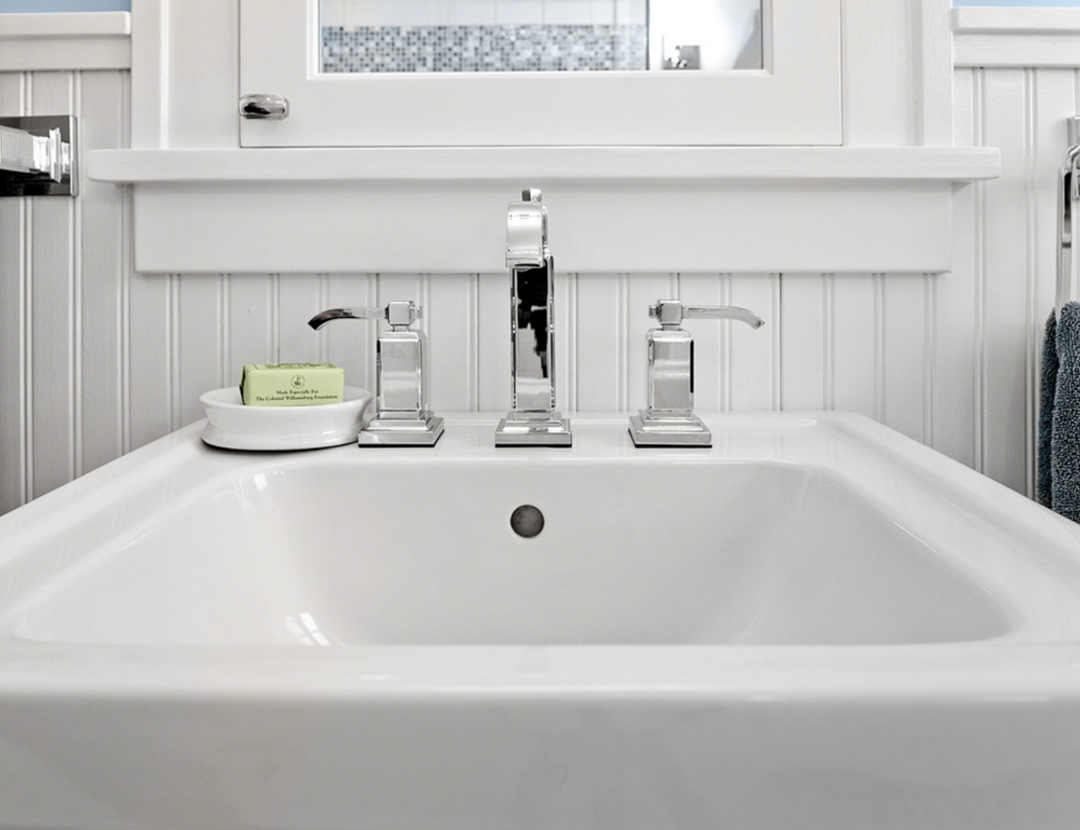 10 Tips For Decorating Around A Pedestal Sink Pfister Faucets
